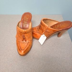 Vintage Kinney wooden clogs